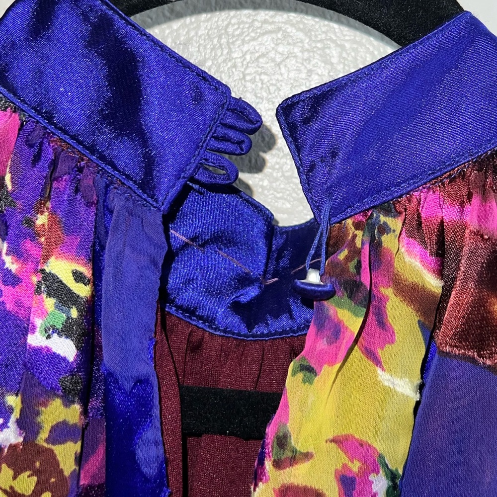 Dress - Picture 5 of 8